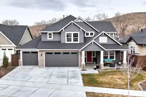 Cartwright Ranch - Spectacular Two-story Home