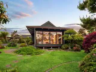 Exceptionally Stunning Architectural Masterpiece with Panoramic Harbour Views