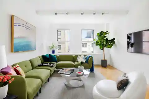 Renovated Modern Home on Beloved Museum Block