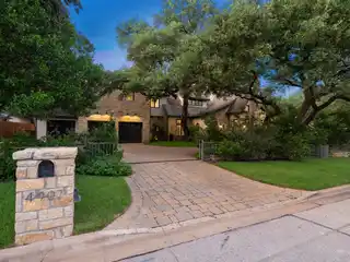 The Ultimate Rollingwood Estate