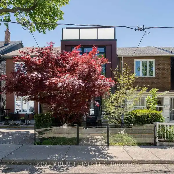 CONTEMPORARY ELEGANCE IN BEACONSFIELD VILLAGE
