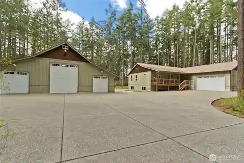 Remarkable Home with Accessory Unit and Shop