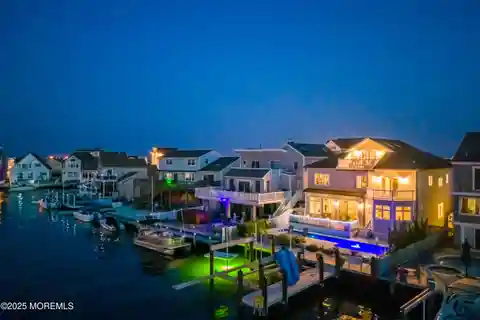 Ultimate Waterfront Perfection in Baywood