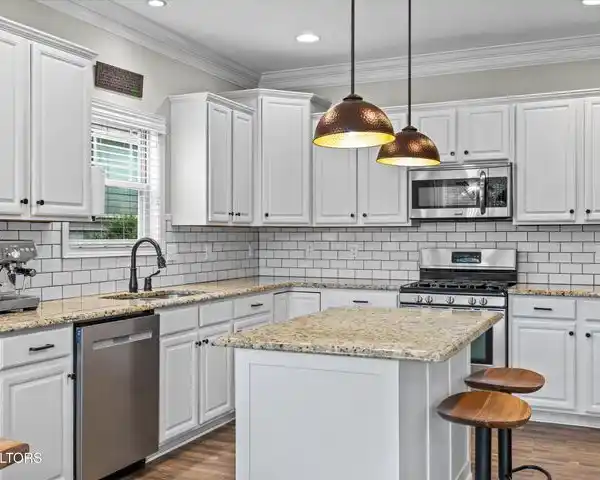 A HOME THAT TRULY HAS IT ALL