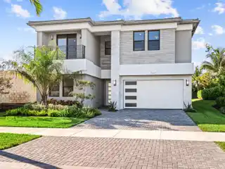 Stunning New Home with Resort-style Amenities