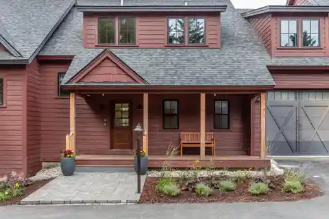 Brand New Luxury Stowe Townhouse