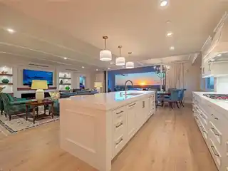 Turnkey Gulf-View Luxury with Designer Touches