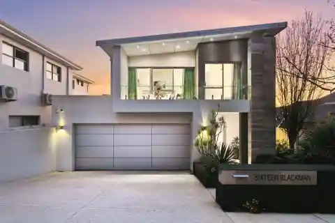 Exquisite Designer-Built Property