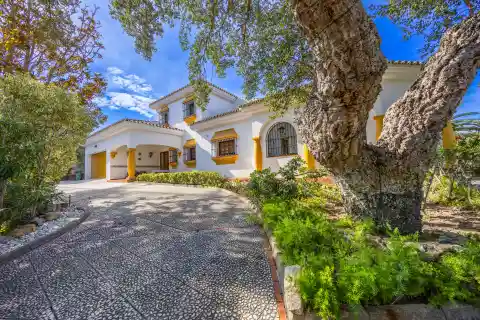 An Oasis of Tranquility and Luxury
