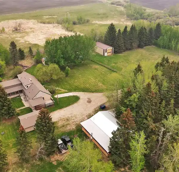 RARE 80-ACRE LIFESTYLE PROPERTY