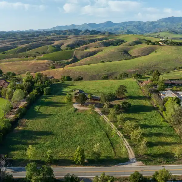 DESIRABLE RANCHO ESTATES PARCEL