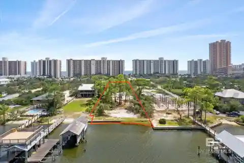 Unique Lot on Cotton Bayou