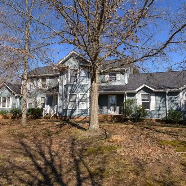 SPACIOUS HOME ON 5.8 VERSATILE ACRES