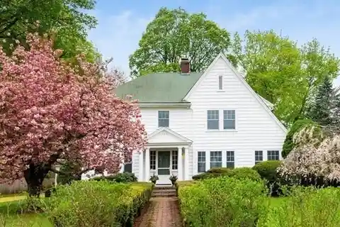 Lexington Center Gem with Big Potential