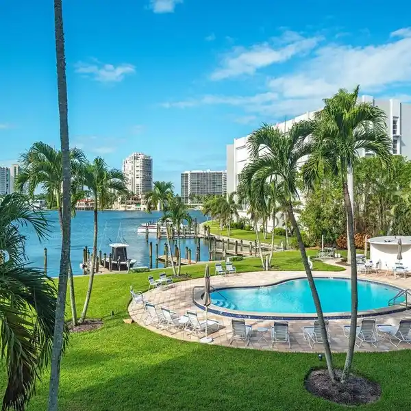 BAYFRONT LUXURY WITH PERSONAL BOAT SLIP