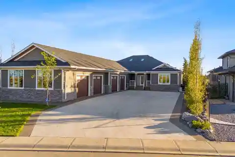 Executive Bungalow Offering Luxury and Serenity