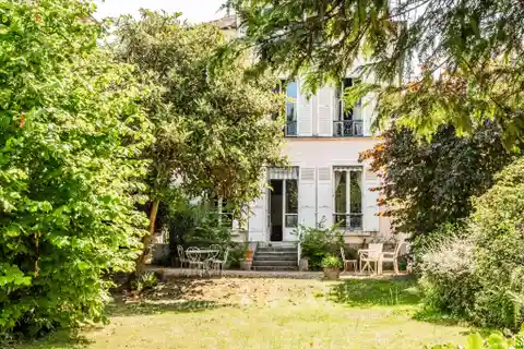 Late 19th Century Private Mansion