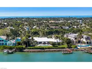 An Unparalleled Setting for a Waterfront Residence