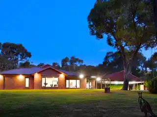 An Architectural Statement on Ten Acres