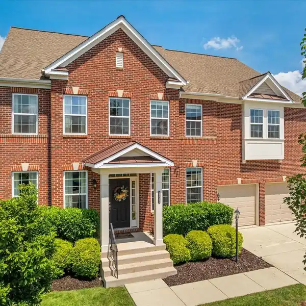 MAGNIFICENT AND SPACIOUS BRICK-FRONT RESIDENCE