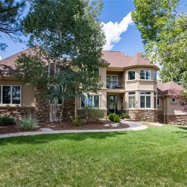 COMPLETELY REMODELED CUSTOM HOME IN THE TIMBERS