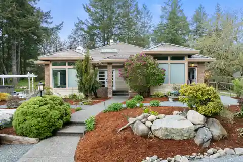 Serene Family Home