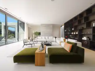 Stunning Custom Built Contemporary Villa
