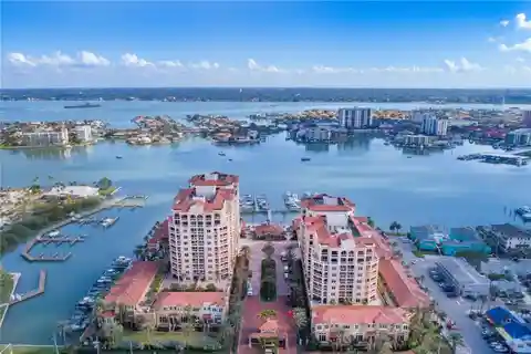 Exquisitely Renovated Coastal Condo