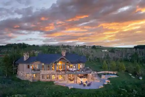 Perfectly Situated in the Cordillera Summit