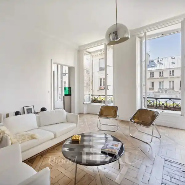 MAGNIFICENT APARTMENT IN  HISTORIC HAUT MARAIS