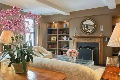 Masterfully Designed Pre-War Cooperative Apartment