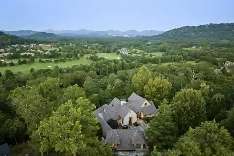 Fabulous Home in a Luxury Mountain Enclave