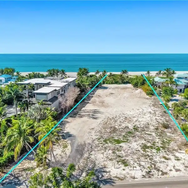 AMAZING GULF TO BAY PROPERTY