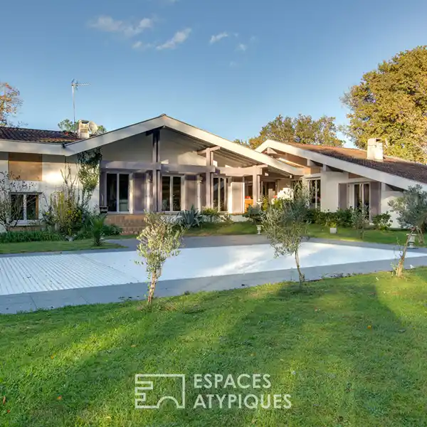 ARCHITECT-DESIGNED HOUSE IN AN EXCEPTIONAL SETTING