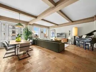 Sprawling Classic 7