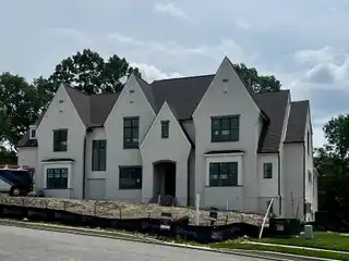 Immaculate New Home in the Raintree Community