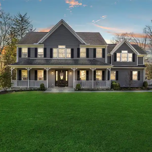 BEAUTIFULLY MAINTAINED HOME