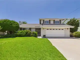 Beautifully Cared-for Home in Fairway Park