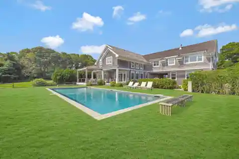 Custom Beauty in Coveted Dune Alpin Farm