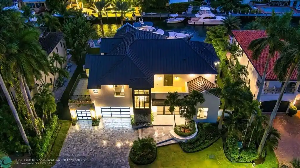 Farmhouse Modern-inspired Deepwater Estate