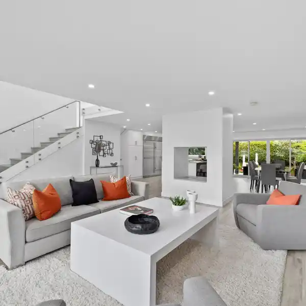 MODERN FIVE-BEDROOM FAMILY HOME WITH POOL IN PEBBLE HILL