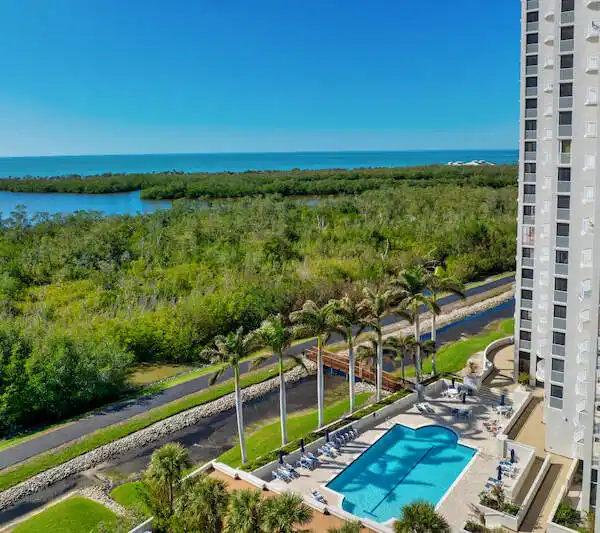 THE GOOD LIFE IN PELICAN BAY