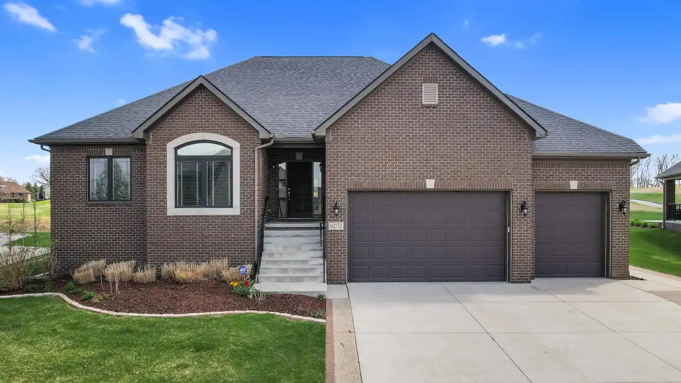 Custom Built Ranch on the Orchards Golf Course