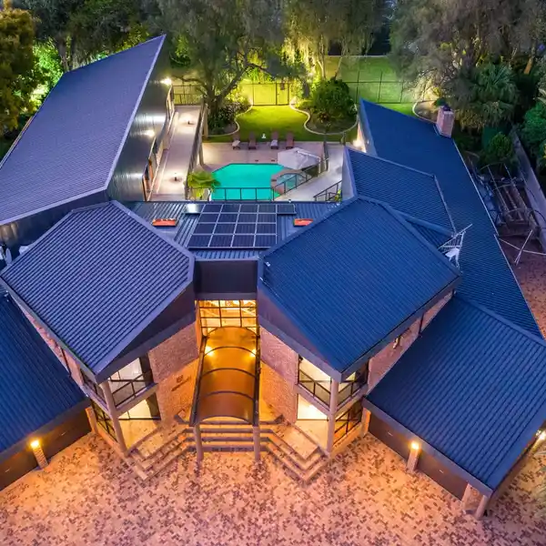 TIMELESS LUXURY RESIDENCE ON RIVER FRONT IN STELLENBOSCH