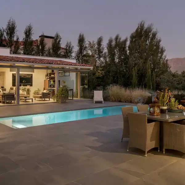 SPECTACULAR HOME IN WINELANDS ESTATE