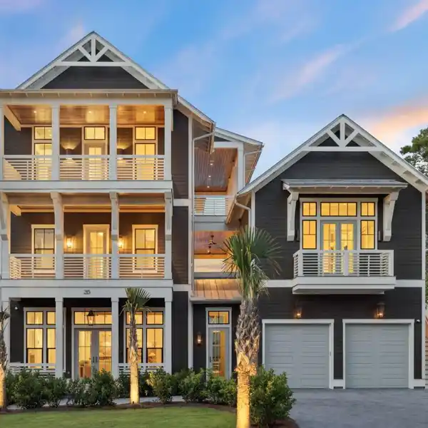 CUSTOM COASTAL ELEGANCE STEPS TO THE BEACH