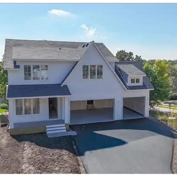 GORGEOUS NEW CONSTRUCTION