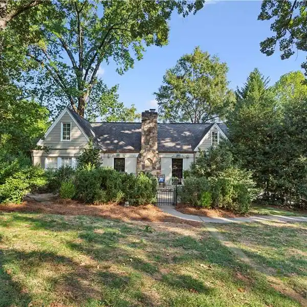CHARMING HOME  IN PEACHTREE HEIGHTS EAST
