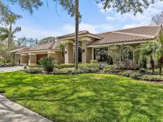 Versatile Home in Prestigious Cobb’s Landing