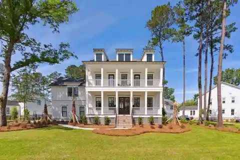 Stunning Custom Five Bedroom Home on Sawyers Island